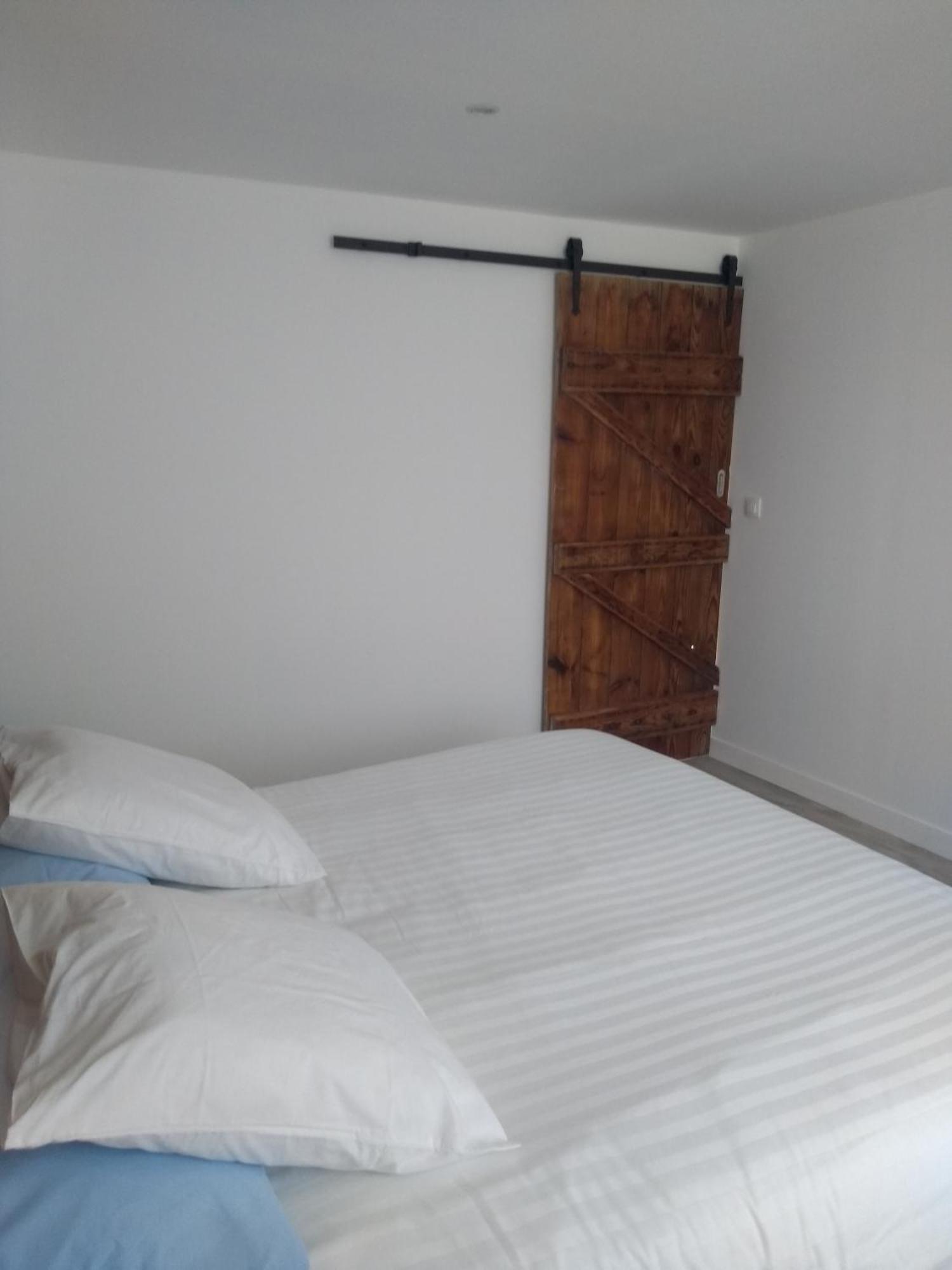 La Maison De Pescate Souprosse Room photo